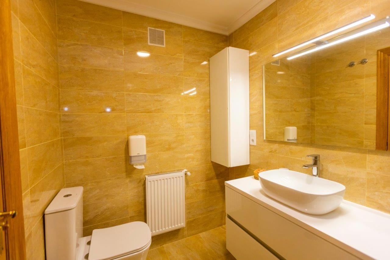Apartamentos Riamar 2 Ribadeo Buitenkant foto