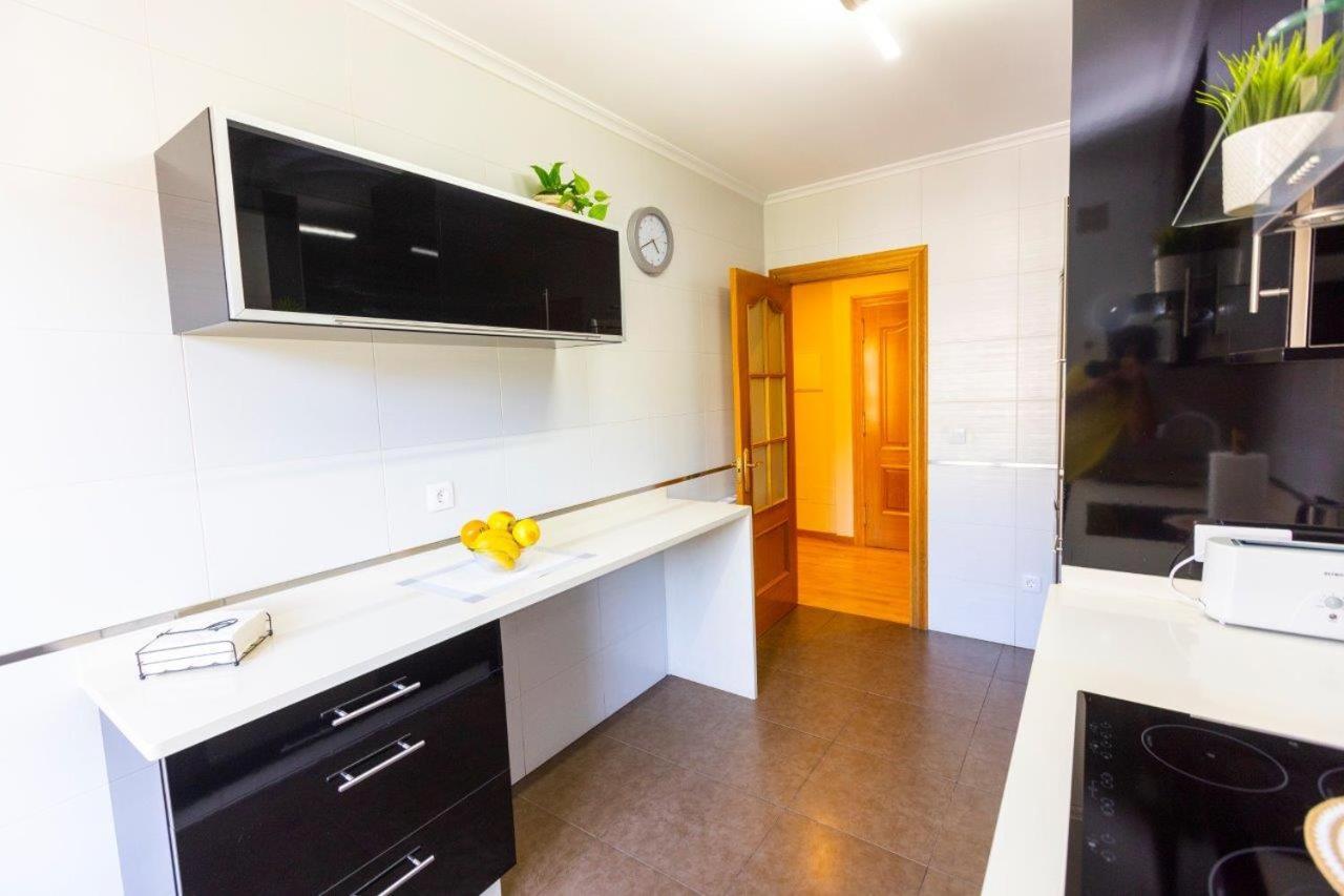 Apartamentos Riamar 2 Ribadeo Buitenkant foto